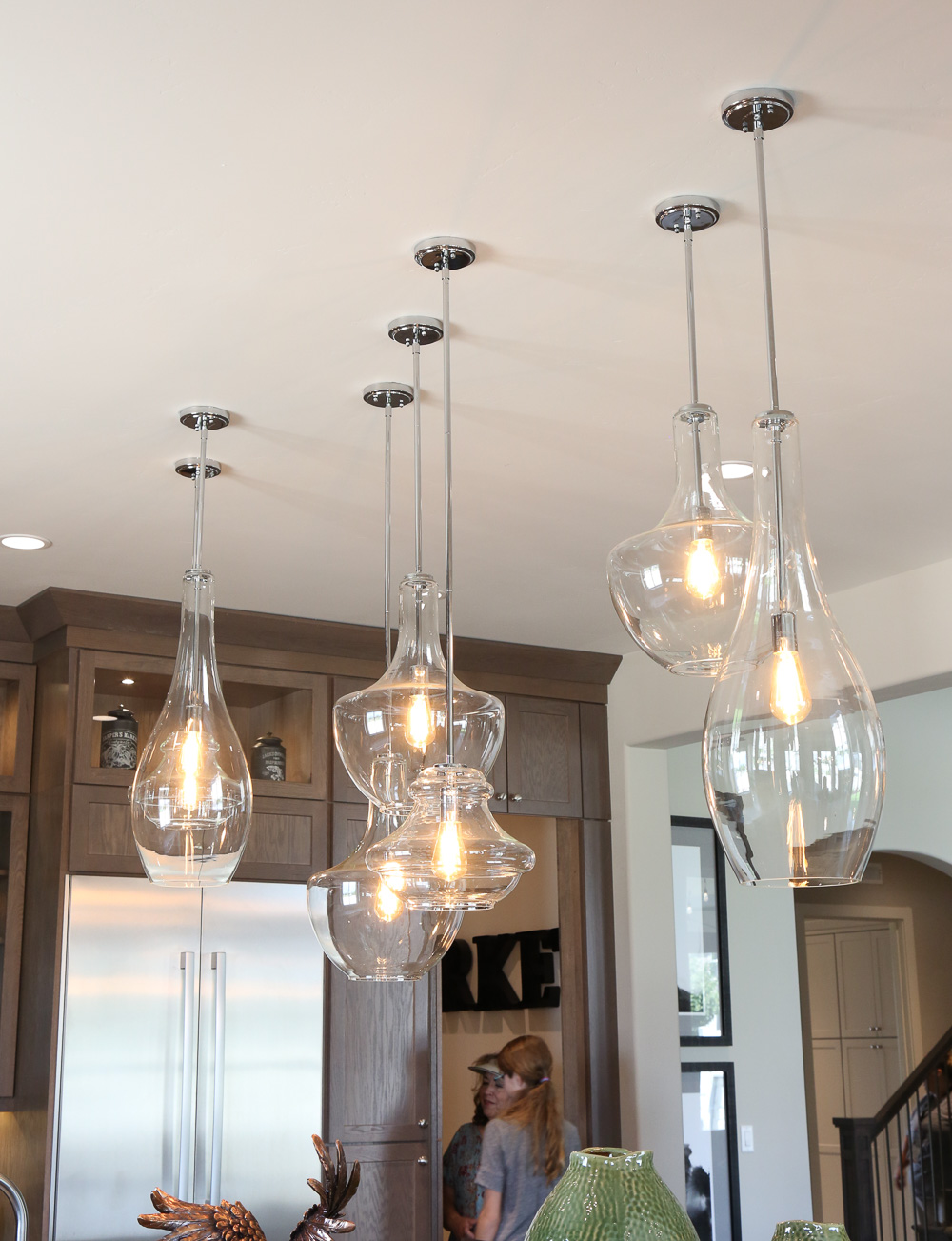 What to consider when choosing pendant lights for your home